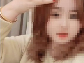 “我爸给我办了几个证”，女子领着低保炒股票还在银行上班？当地回应
