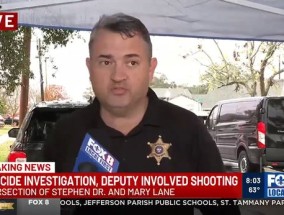 父亲射杀全家，留下妹妹和妈妈，勇敢的少年打来了令人痛心的电话